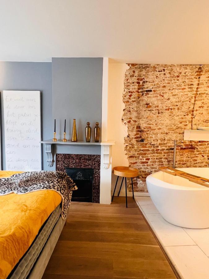 Georgia'S Bathhouse Apartment เบรดา ภายนอก รูปภาพ