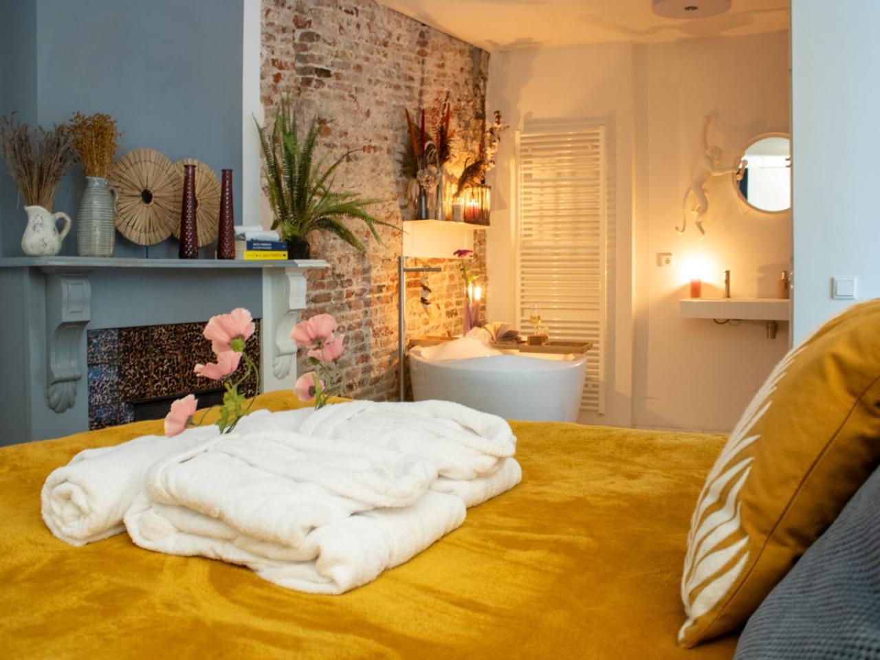 Georgia'S Bathhouse Apartment เบรดา ภายนอก รูปภาพ